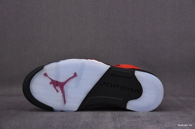 Raging Red Bulls (2021) Retro Jordan DD0587-600 AIR 5 0207